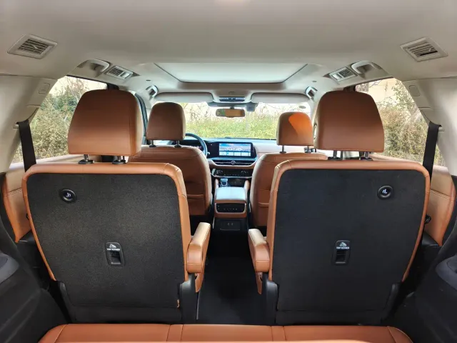 Nissan Terra — Фото автомобиля 18