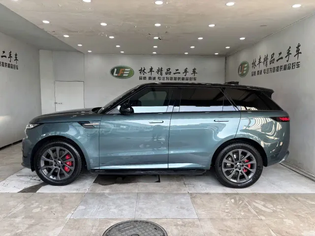 Land Rover Range Rover Sport — Фото автомобиля 5