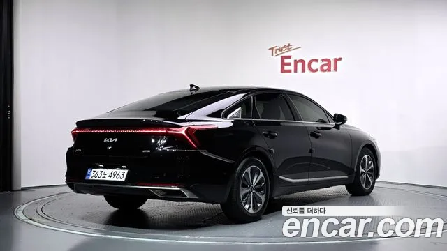 Kia K8 Hybrid — Фото автомобиля 2