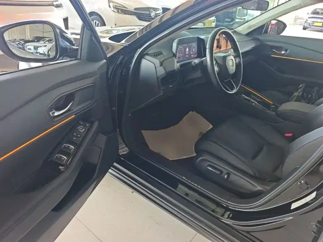 Honda Accord — Фото автомобиля 15
