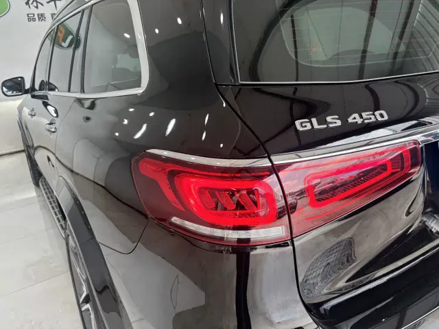 Mercedes-Benz GLS-Class — Фото автомобиля 9