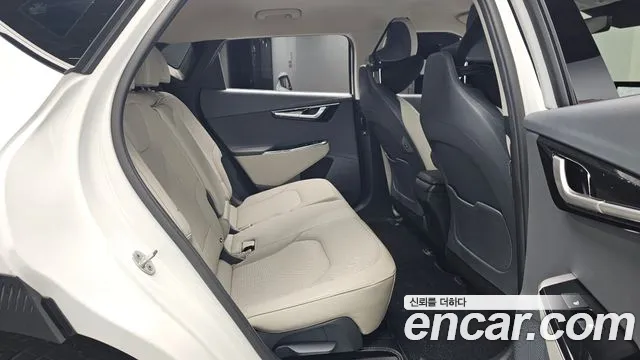 Kia EV6 — Фото автомобиля 10