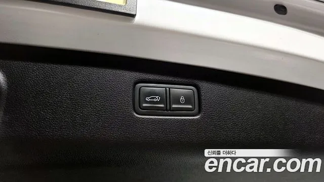 Genesis GV70 2.5T Бензин 2WD — Фото автомобиля 29
