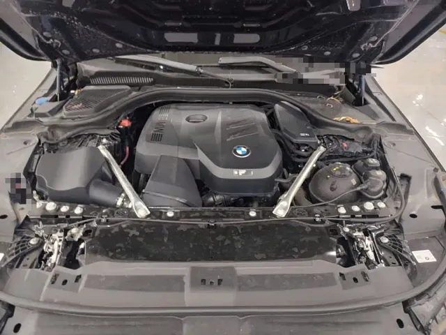 BMW 5 Series — Фото автомобиля 19