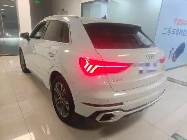 Audi Q3 — Фото автомобиля 6