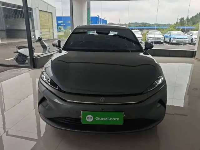 BYD Qin L 2025 EV 545KM Cloud Chariot Edition — Фото автомобиля 2