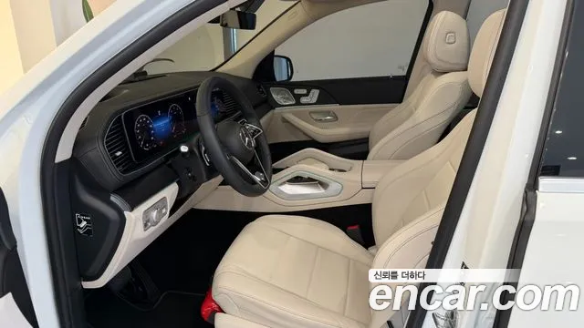 Mercedes-Benz GLE-Class — Фото автомобиля 10
