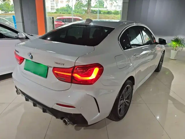 BMW 1 Series — Фото автомобиля 6