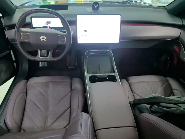 Nio ET5 Touring — Фото автомобиля 9