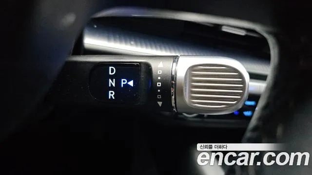 Hyundai Ioniq 6 — Фото автомобиля 12