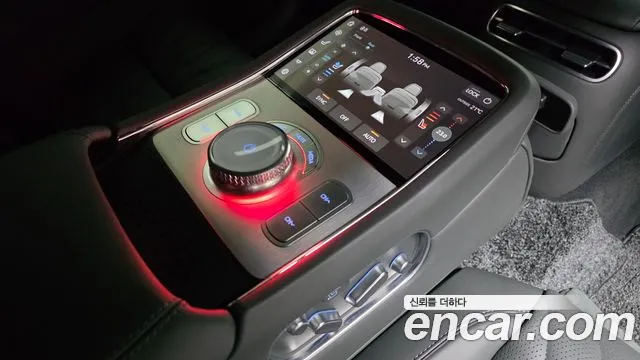 Genesis G90 — Фото автомобиля 16