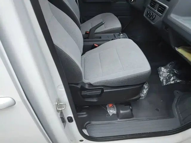 Wuling Yangguang — Фото автомобиля 24