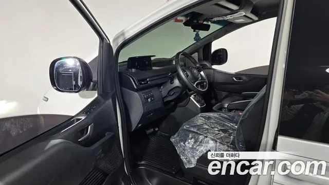 Hyundai Staria — Фото автомобиля 10