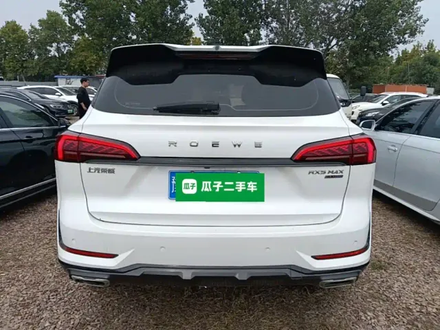 Roewe RX5 Max — Фото автомобиля 5