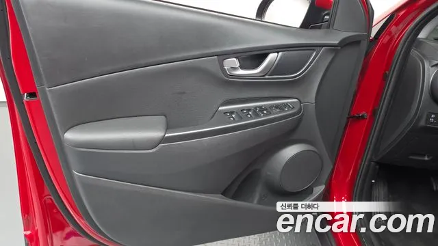 Hyundai Kona Новый Kona Бензин 2.0 2WD — Фото автомобиля 19