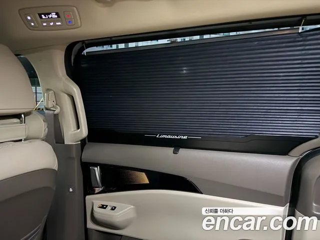 Kia Carnival 4th Gen — Фото автомобиля 16