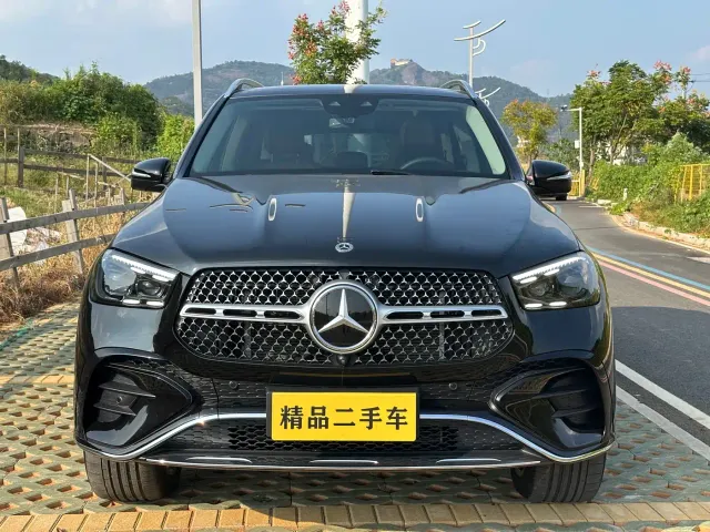 Mercedes-Benz GLE-Class — Фото автомобиля 2