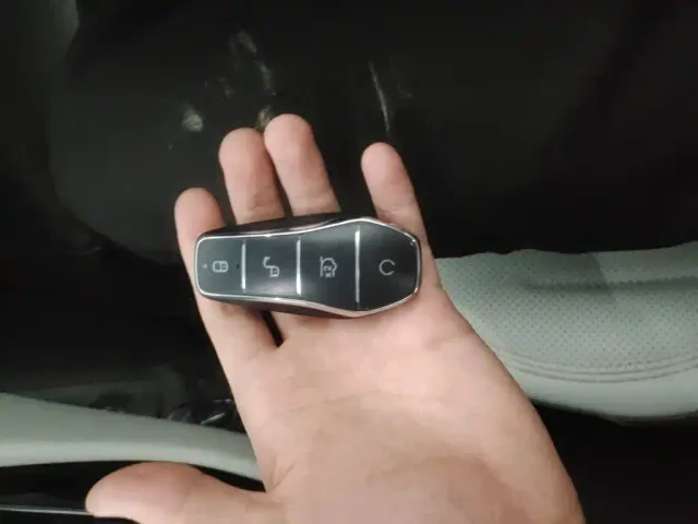 BYD Qin PLUS — Фото автомобиля 8
