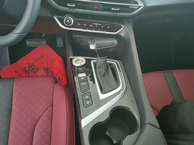 Changan Eado — Фото автомобиля 13