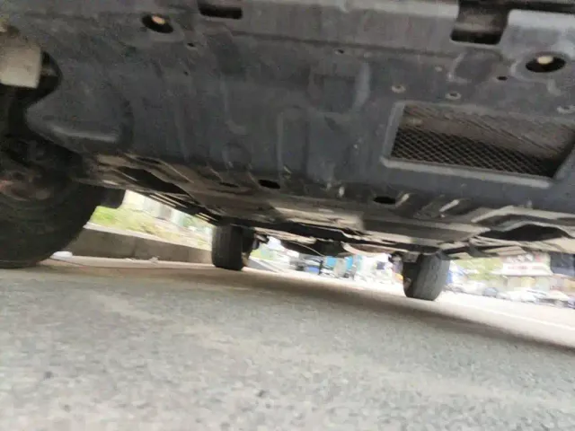 Toyota Prado — Фото автомобиля 10
