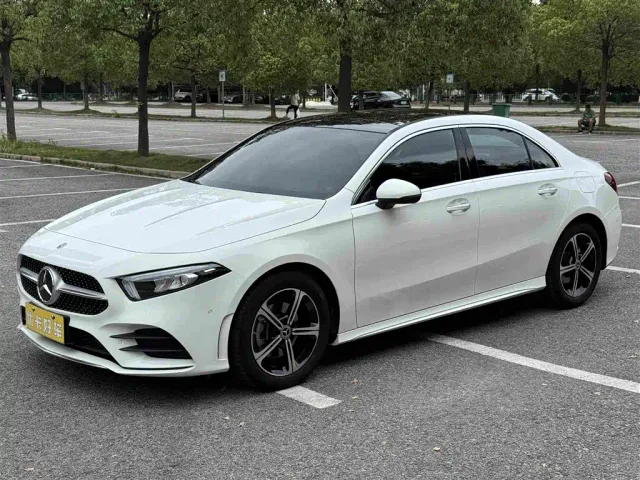 Mercedes-Benz A-Class — Фото автомобиля 2