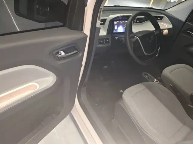 Wuling Hongguang Mini EV — Фото автомобиля 15