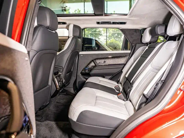Land Rover Range Rover Sport — Фото автомобиля 12