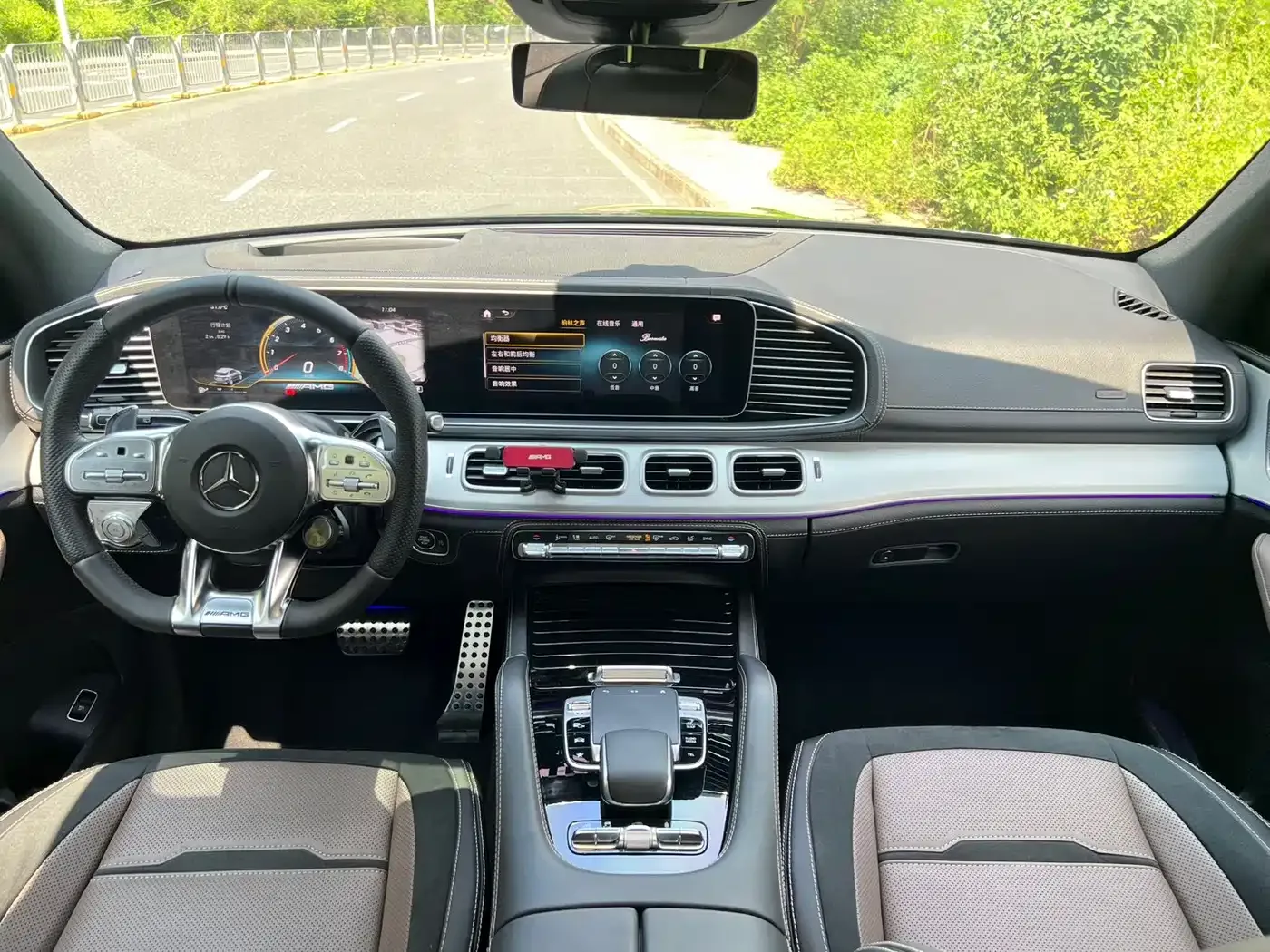 Mercedes-Benz Mercedes-Benz GLE AMG 2023 AMG GLE 53 4MATIC+ — Фото автомобиля 11