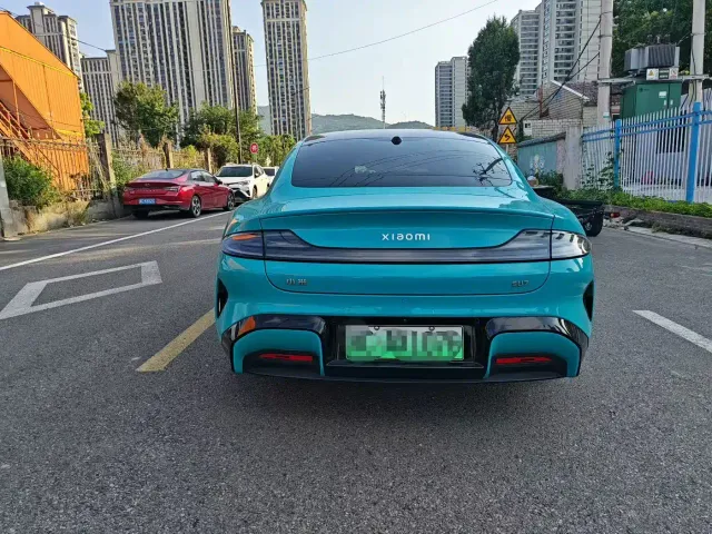 Xiaomi SU7 — Фото автомобиля 8