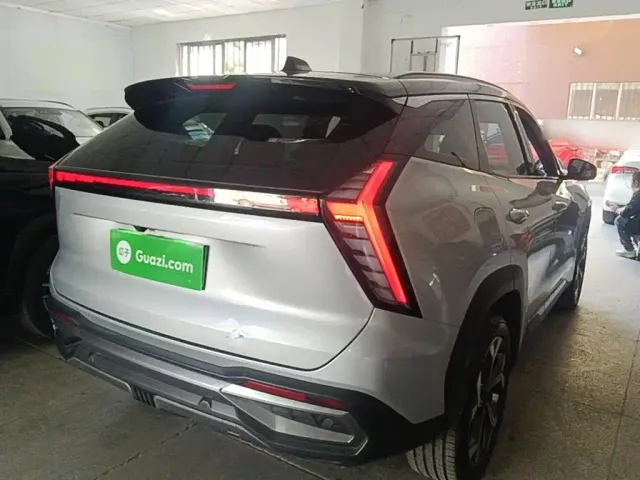 Geely Boyue L — Фото автомобиля 6
