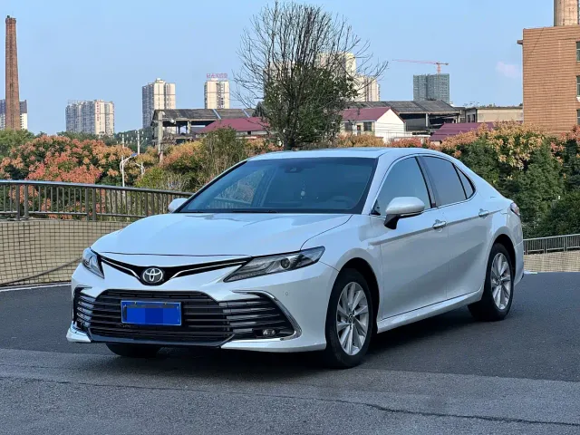 Фотография автомобиля — Toyota Camry