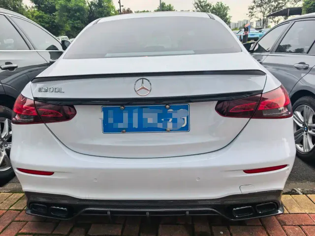 Mercedes-Benz E-Class — Фото автомобиля 16