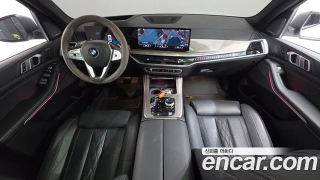 BMW X7 — Фото автомобиля 7