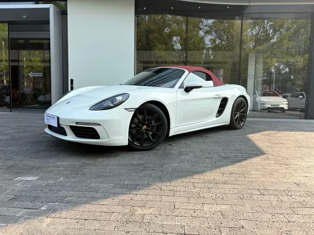 Фотография автомобиля — Porsche 718