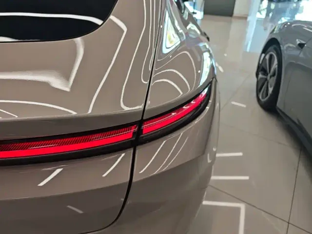 Nio ET5 — Фото автомобиля 7