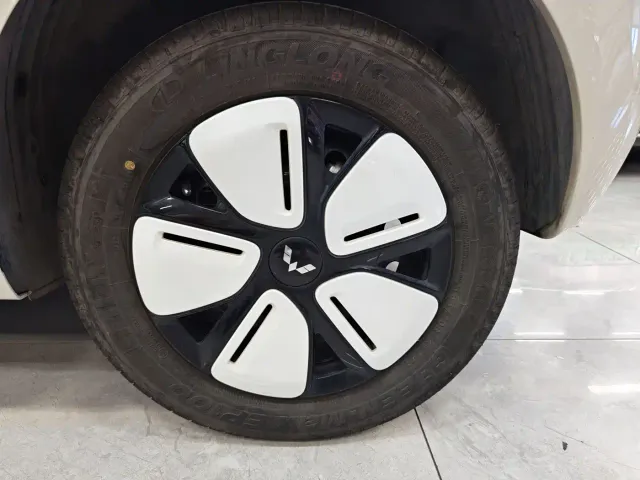 Wuling Hongguang Mini EV — Фото автомобиля 14