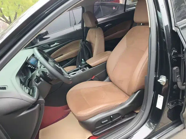 Buick Regal — Фото автомобиля 14