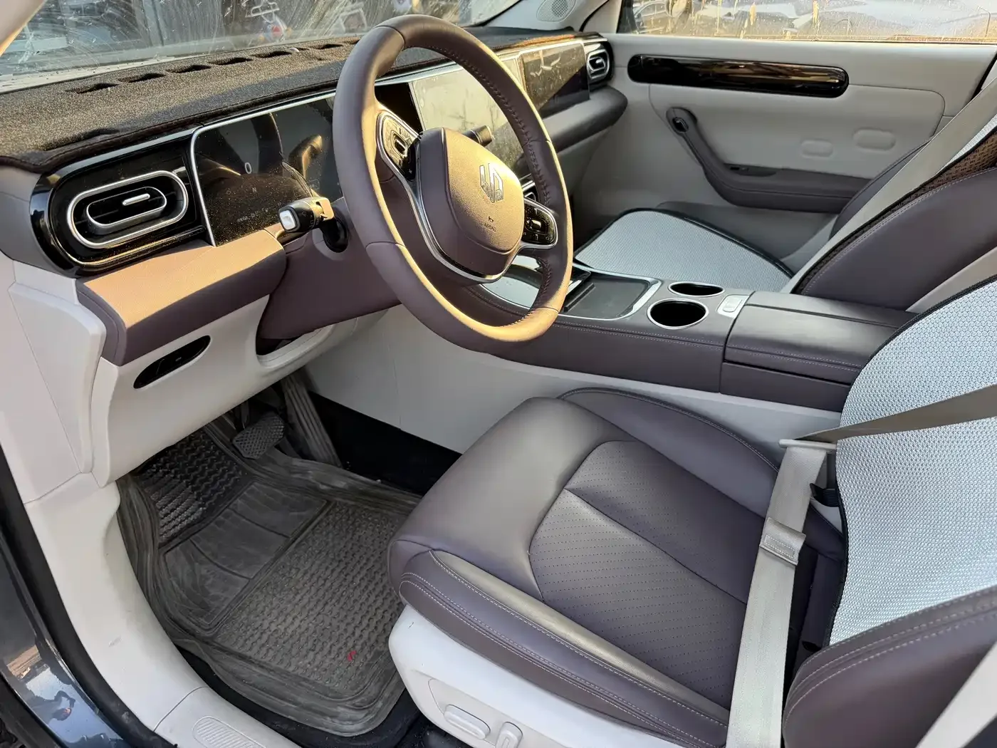 Leapmotor Leapmotor C11 2024 Extended Range 300 Smart Edition — Фото автомобиля 4