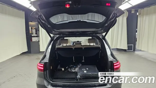 Mercedes-Benz EQB — Фото автомобиля 18