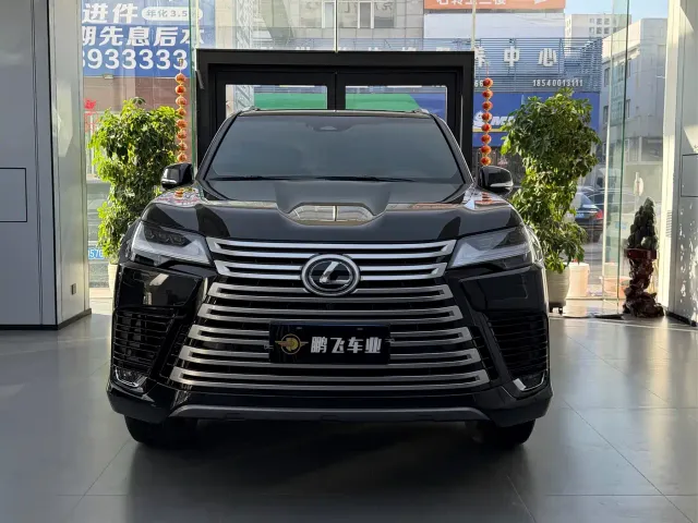 Lexus LX — Фото автомобиля 2