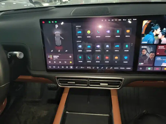 Li Auto Li Auto L7 2023 Max — Фото автомобиля 12