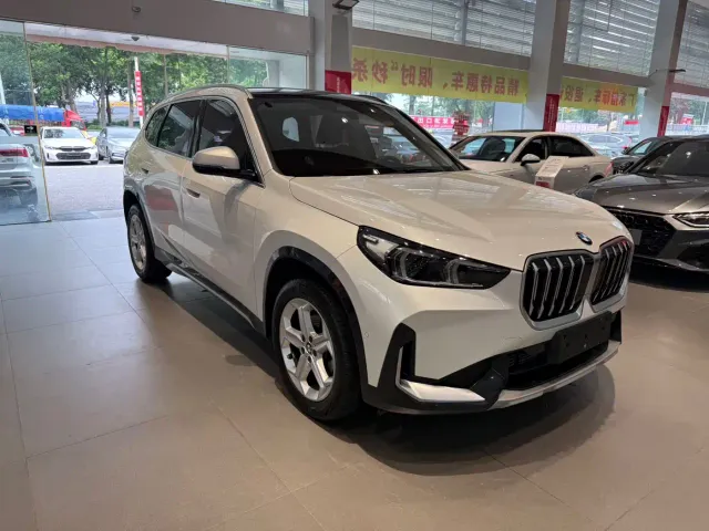 BMW X1 — Фото автомобиля 3