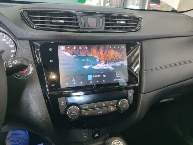 Nissan X-Trail — Фото автомобиля 12