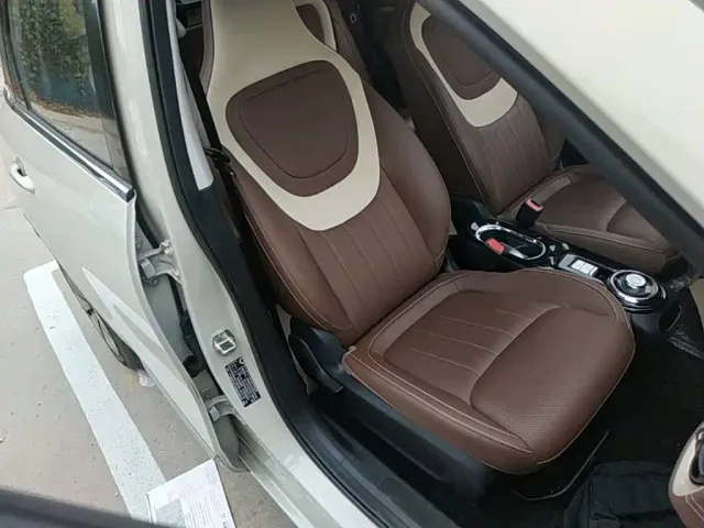 Wuling Bingo — Фото автомобиля 24