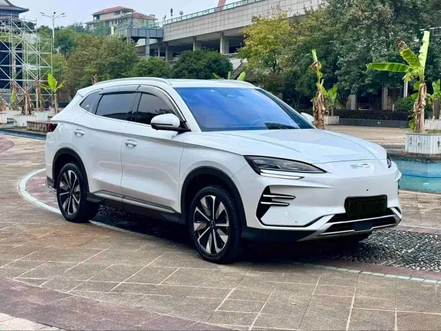 BYD Song PLUS — Фото автомобиля 3