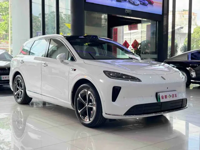 Shangjie SUV — Фото автомобиля 3