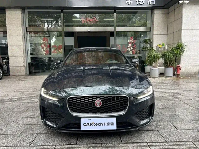 Jaguar XEL — Фото автомобиля 2