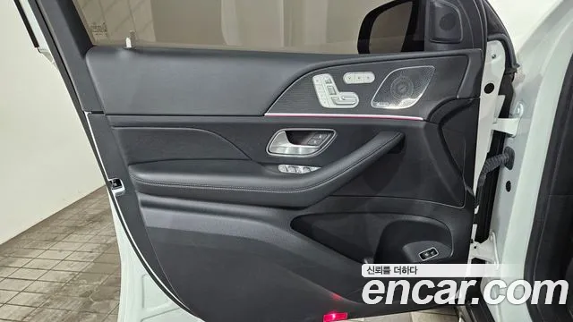 Mercedes-Benz GLE-Class — Фото автомобиля 15