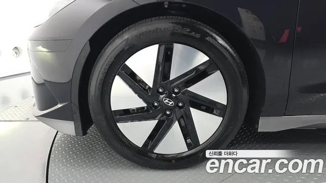 Hyundai Ioniq 6 — Фото автомобиля 5