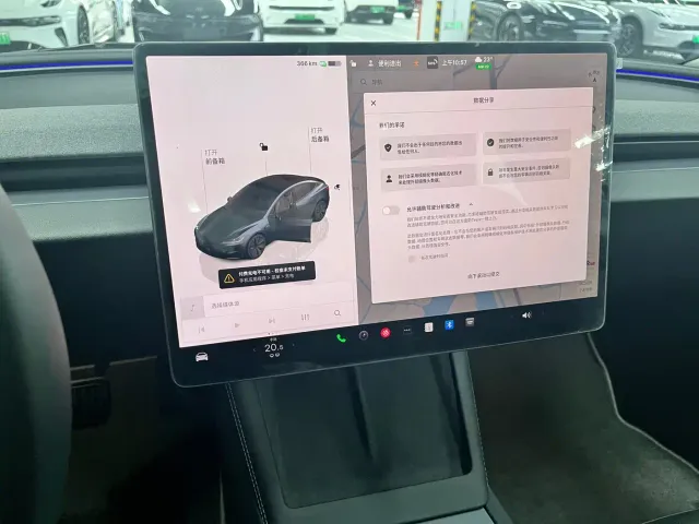 Tesla Model 3 — Фото автомобиля 6